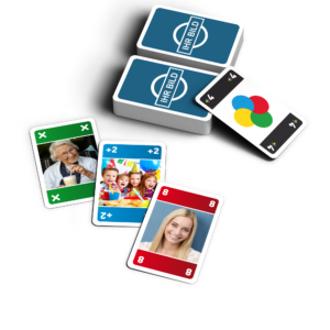 Personalisiertes Meino-Spiel mit eigenen Fotos erstellen - Die beliebte Mau-Mau Variante für Kinder und Erwachsene - MeinSpiel druckt Ihr Fotogeschenk